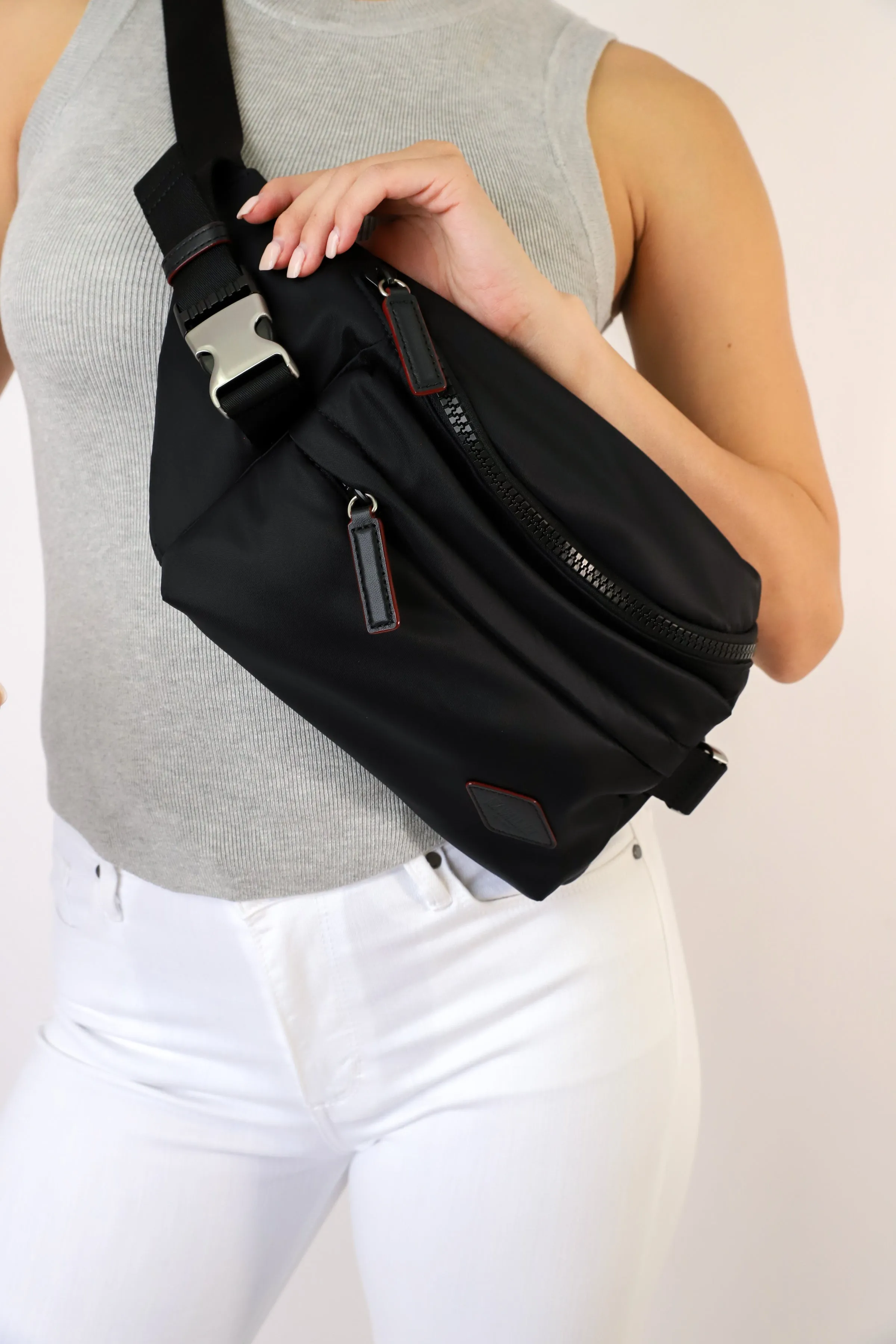 Bleecker Convertible Sling